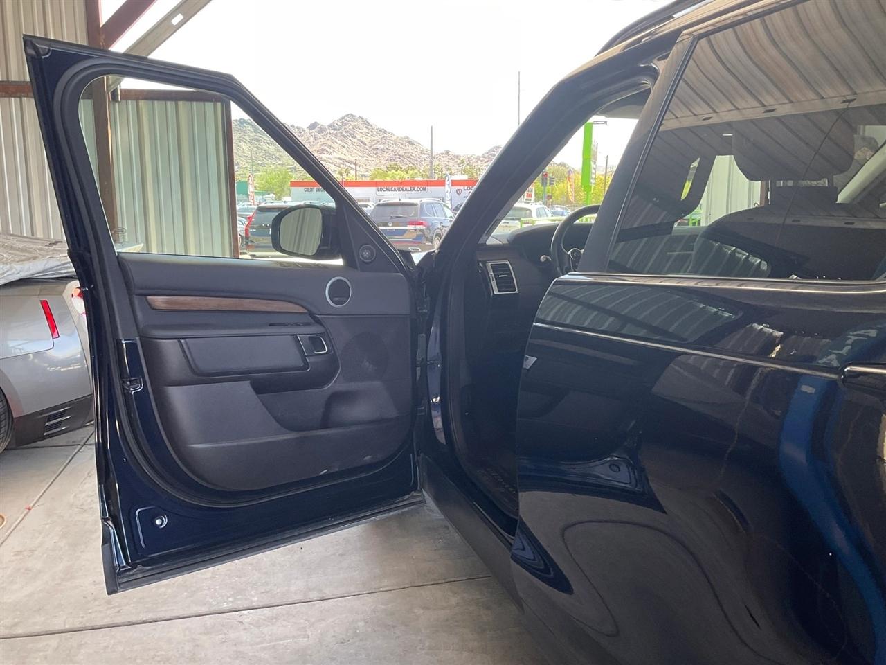 Land Rover Discovery  2018