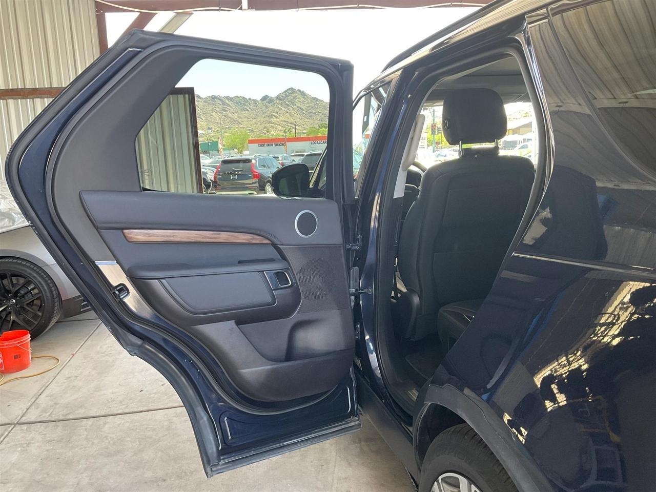 Land Rover Discovery  2018