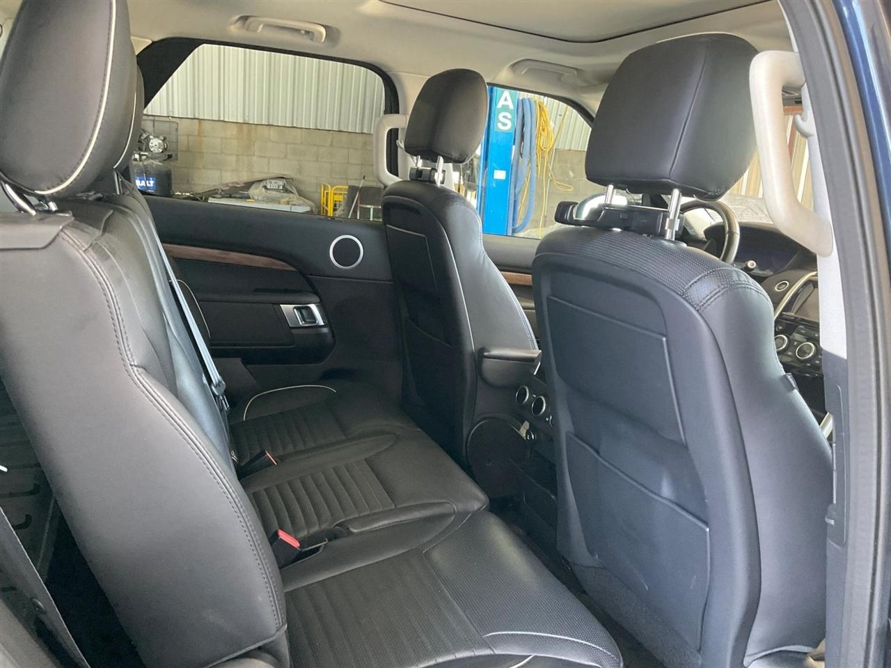 Land Rover Discovery  2018