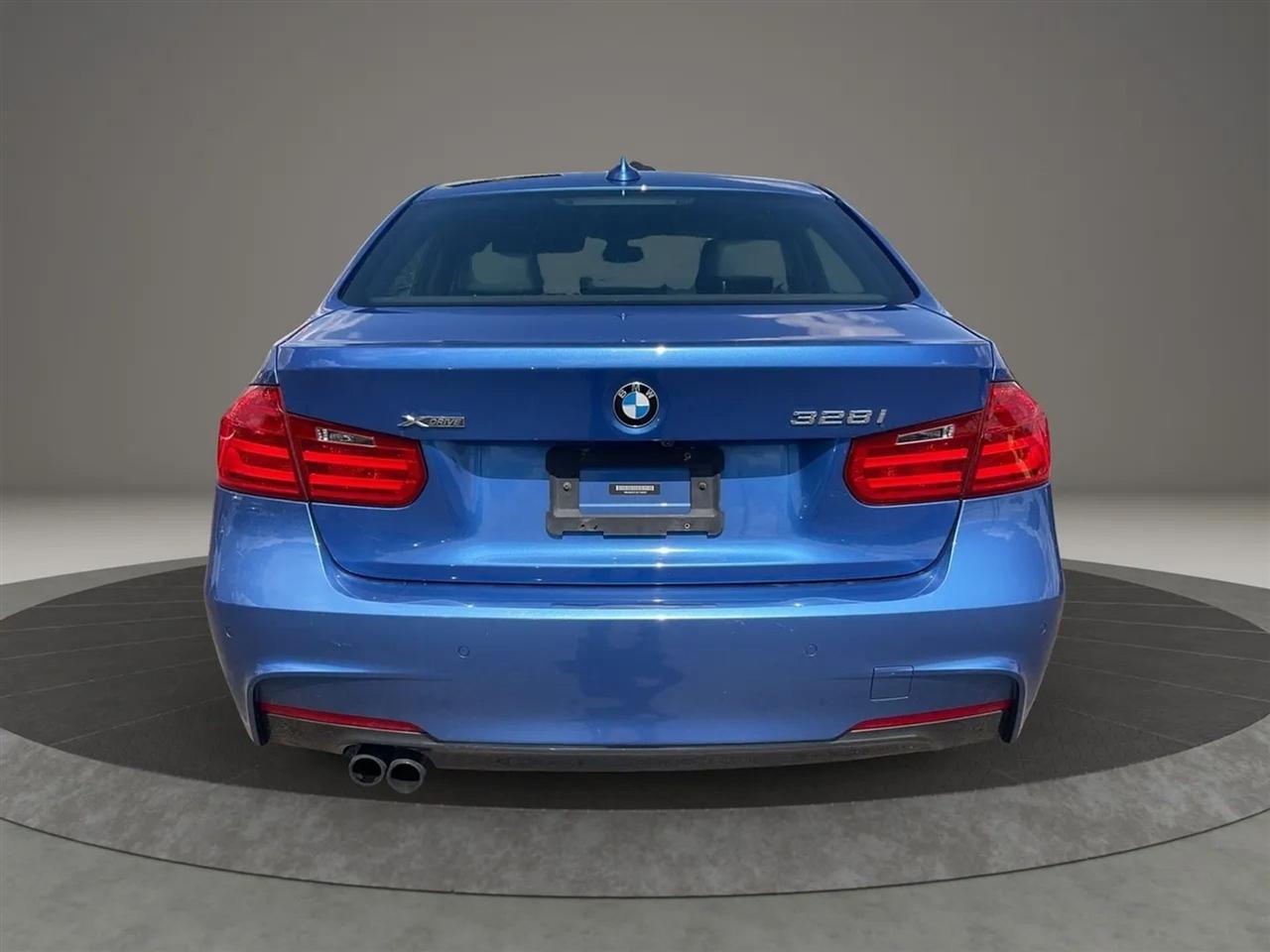 BMW 3-Series  2013