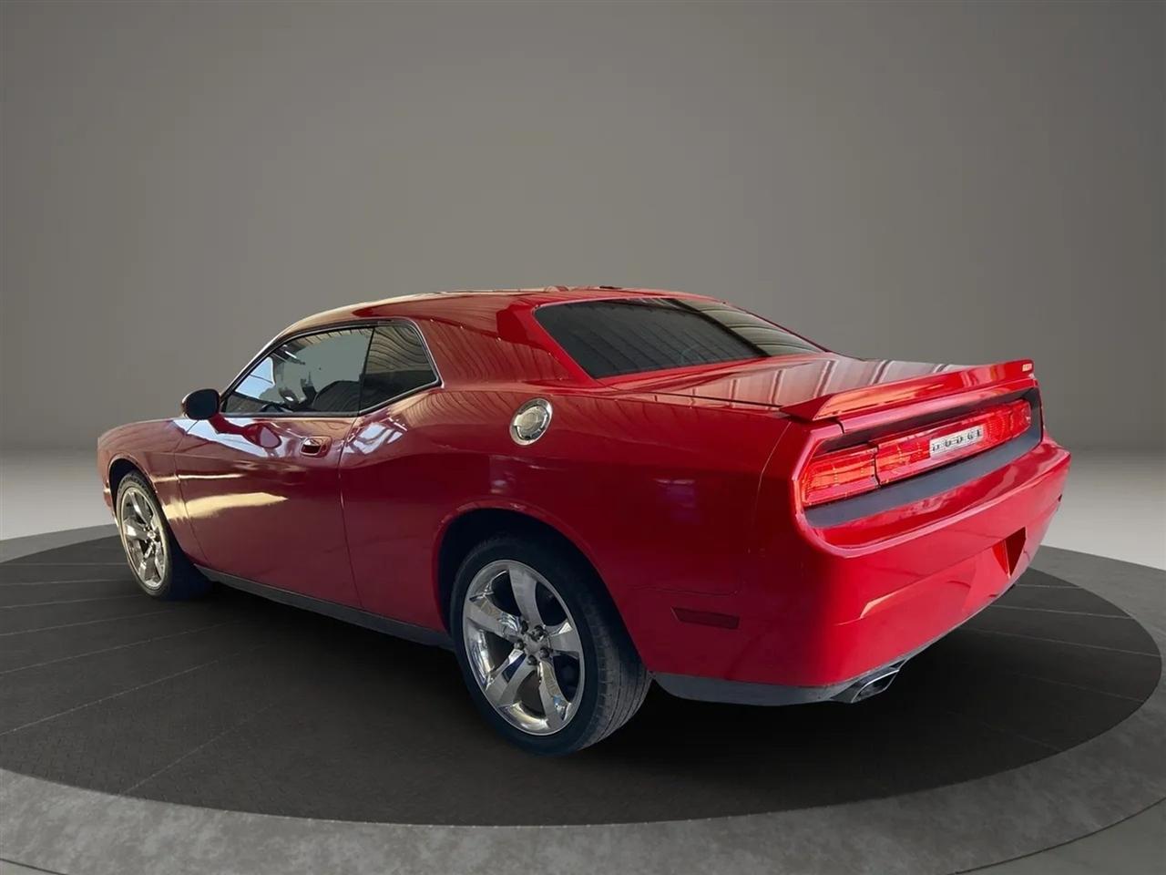 Dodge Challenger  2010