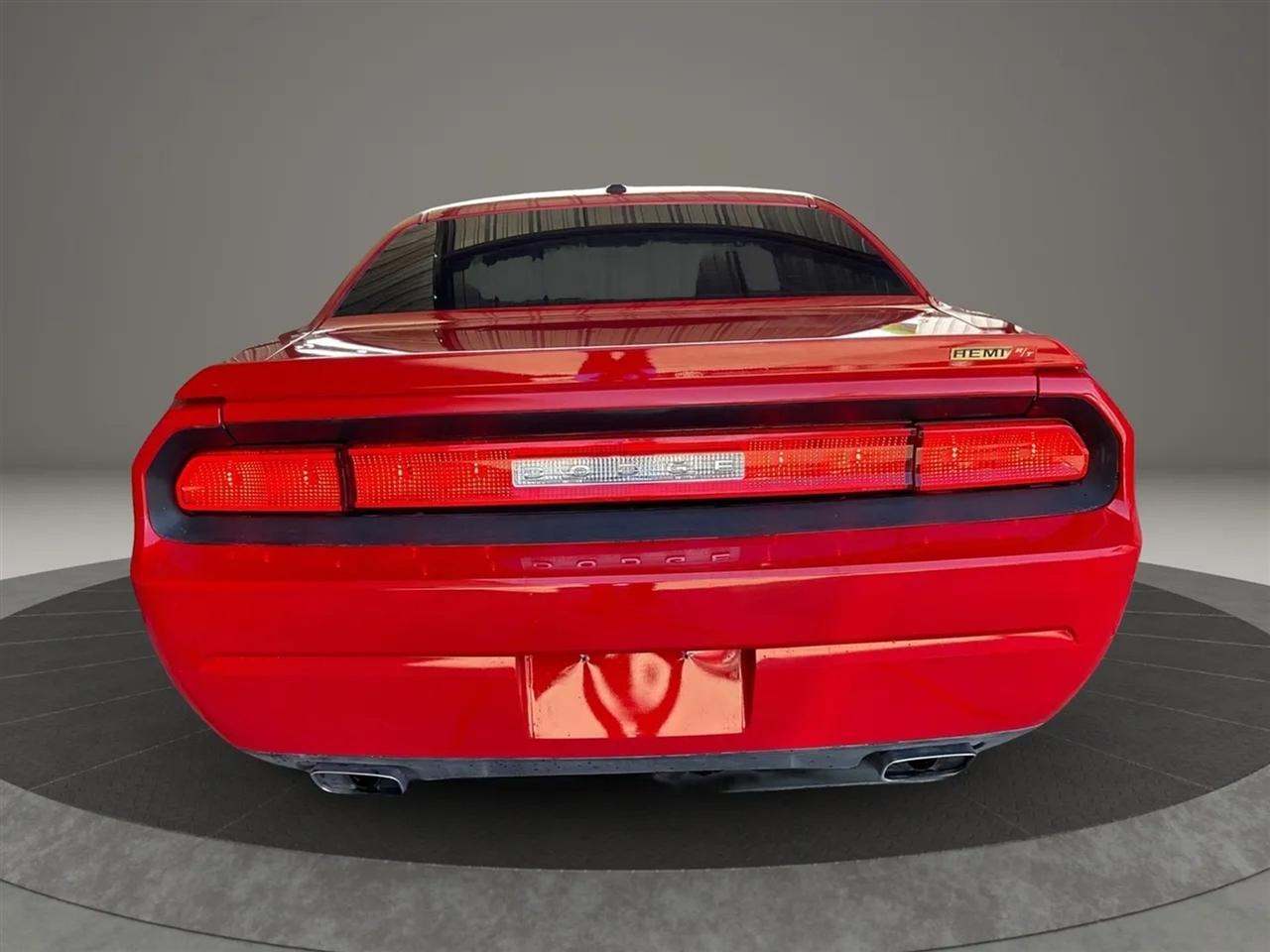Dodge Challenger  2010