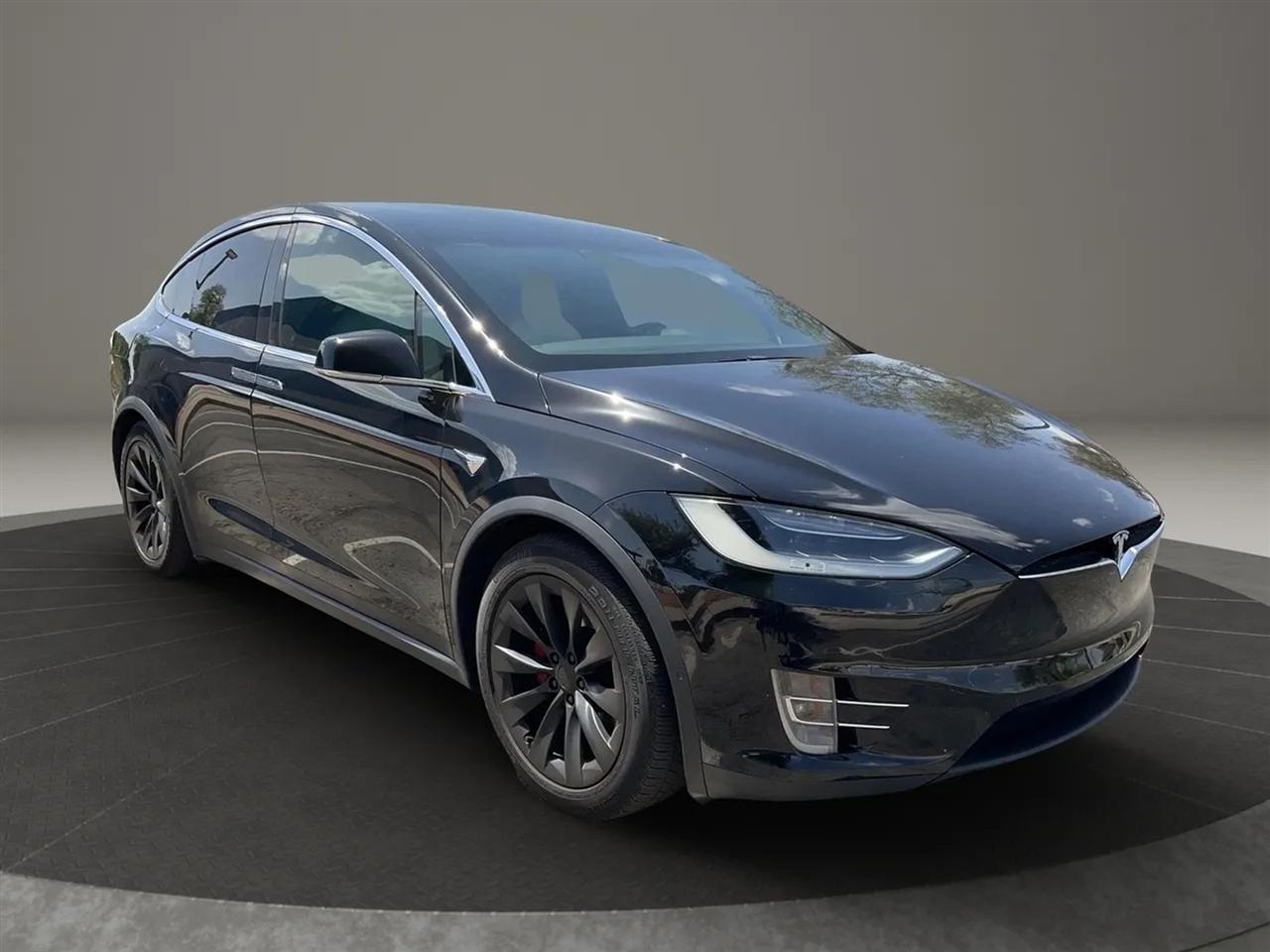 Tesla Model X  2018