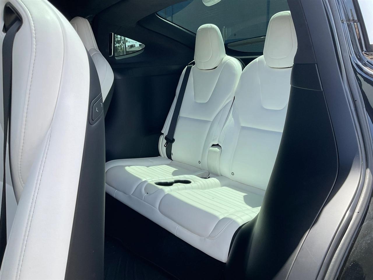 Tesla Model X  2018