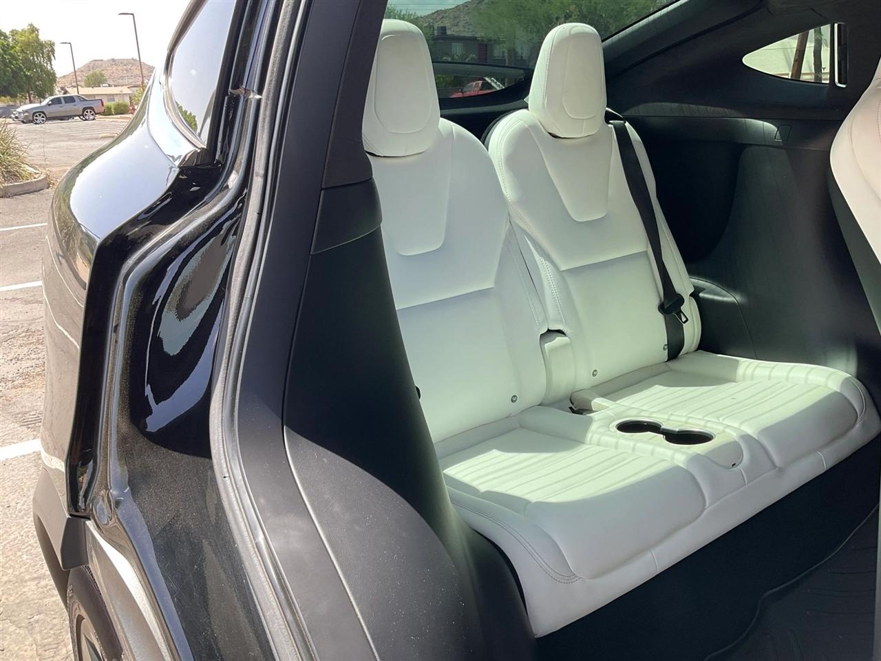 Tesla Model X  2018