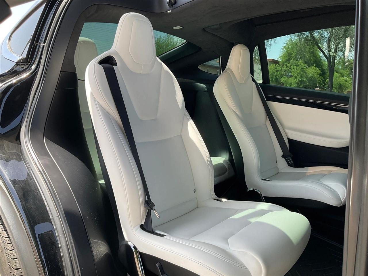 Tesla Model X  2018