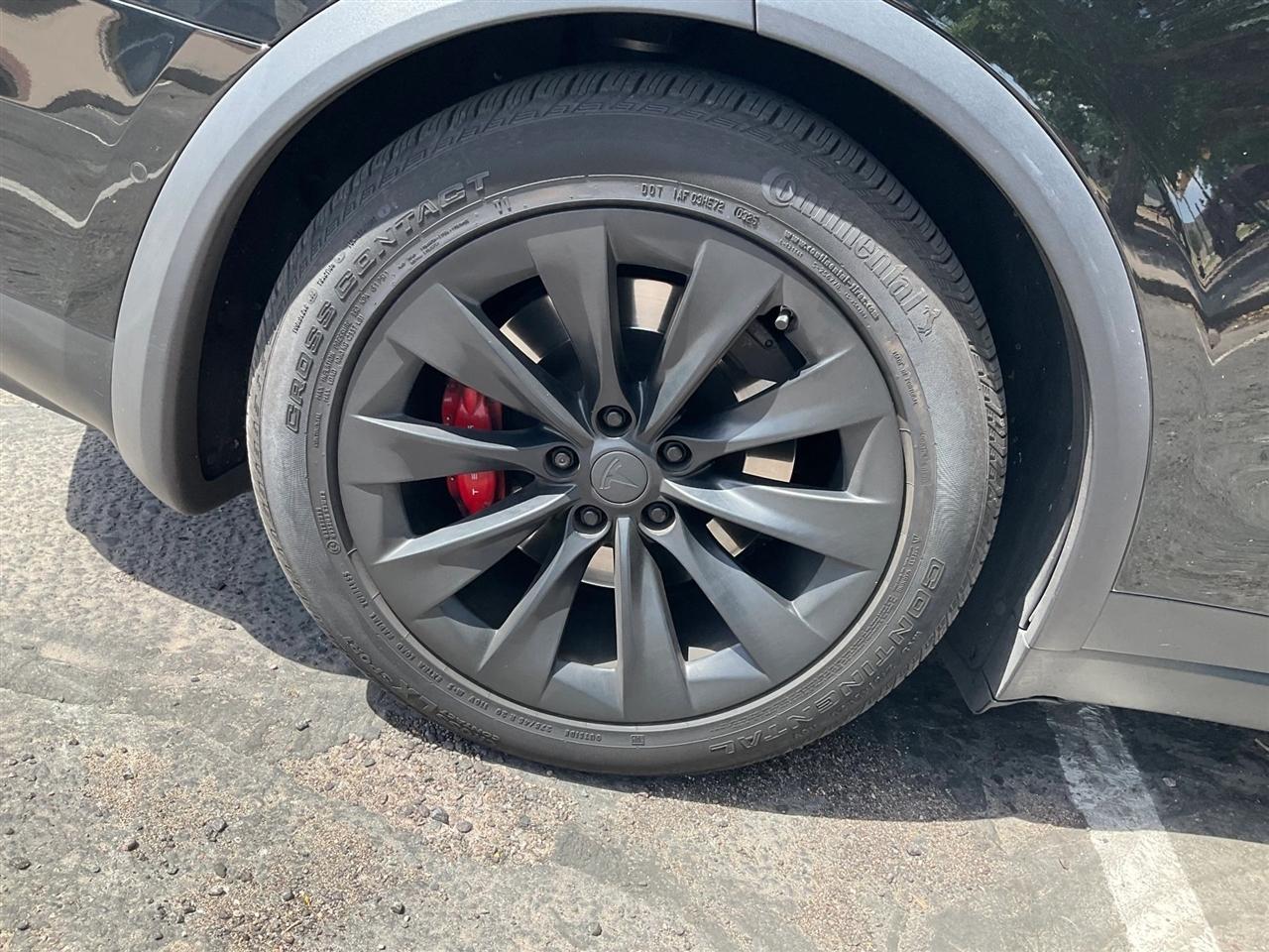 Tesla Model X  2018