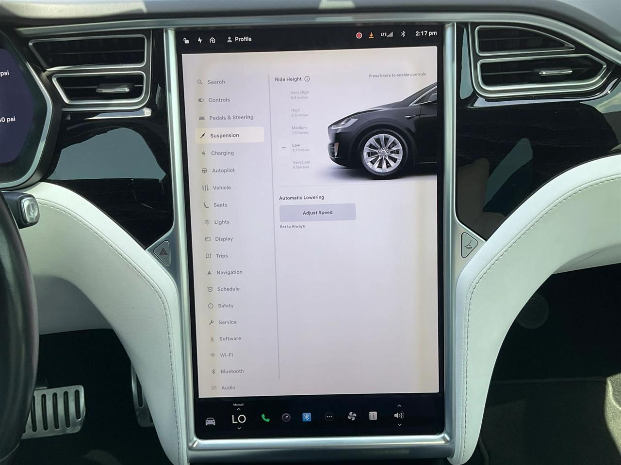 Tesla Model X  2018
