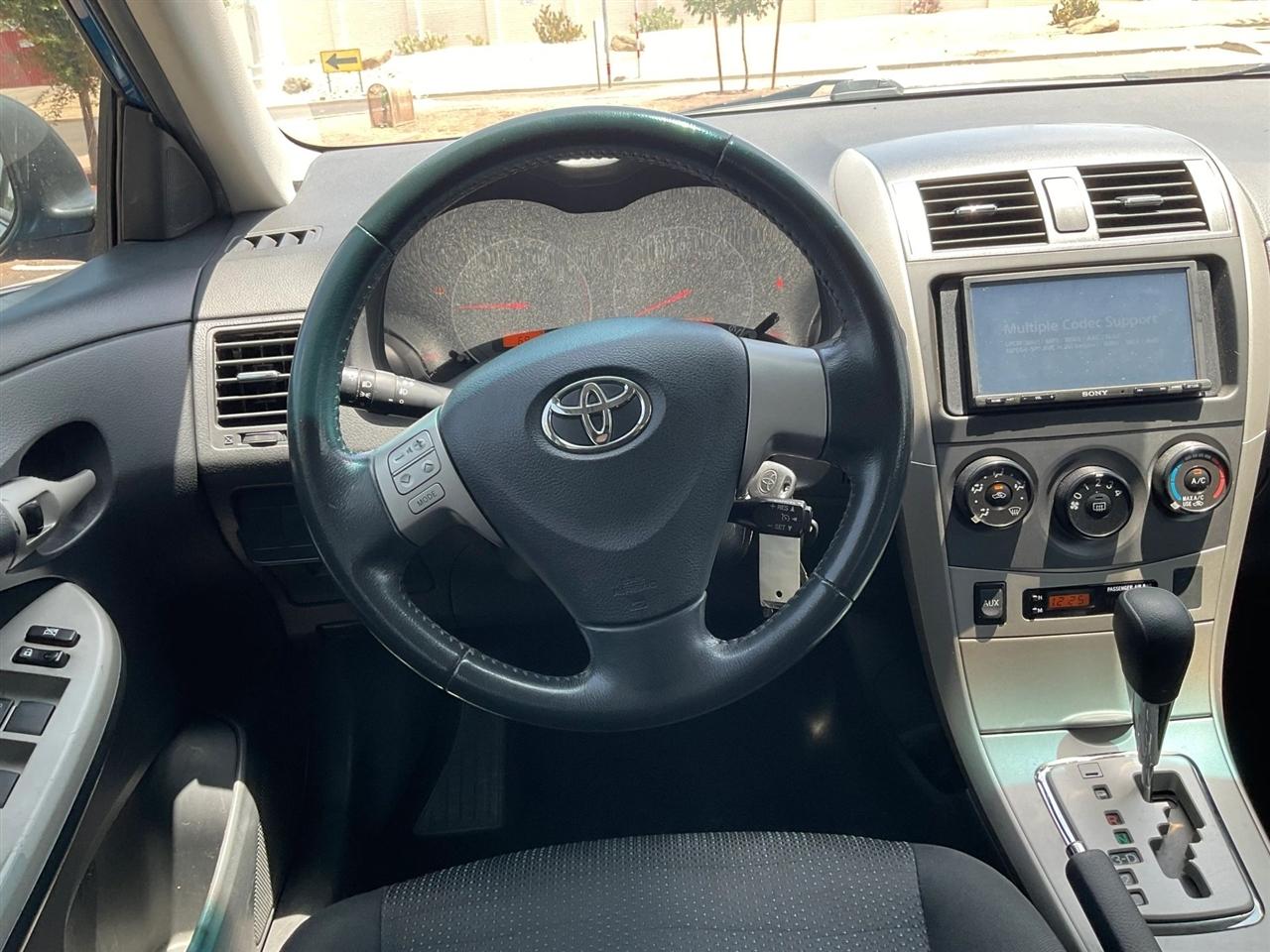 Toyota Corolla  2010