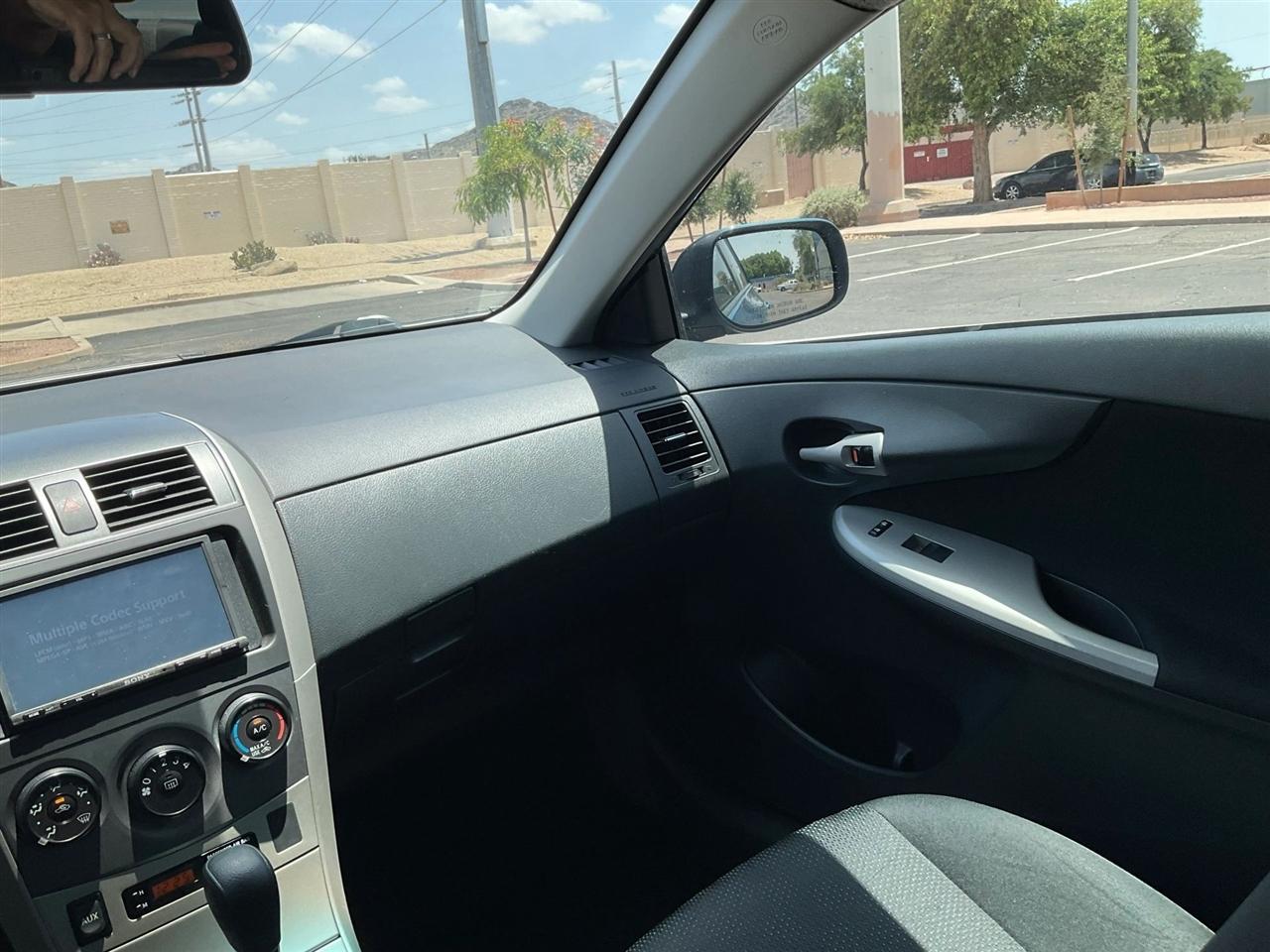 Toyota Corolla  2010