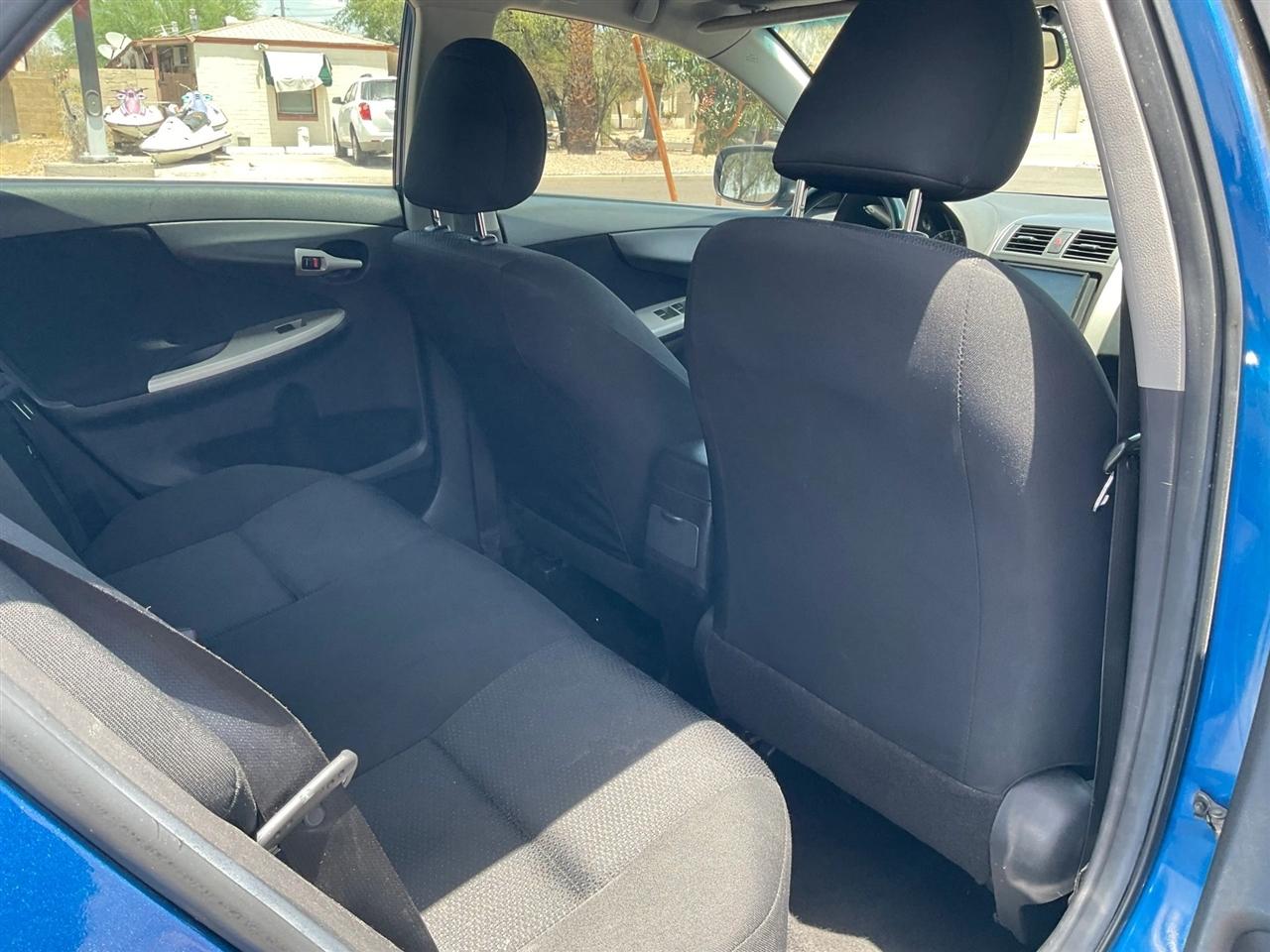 Toyota Corolla  2010