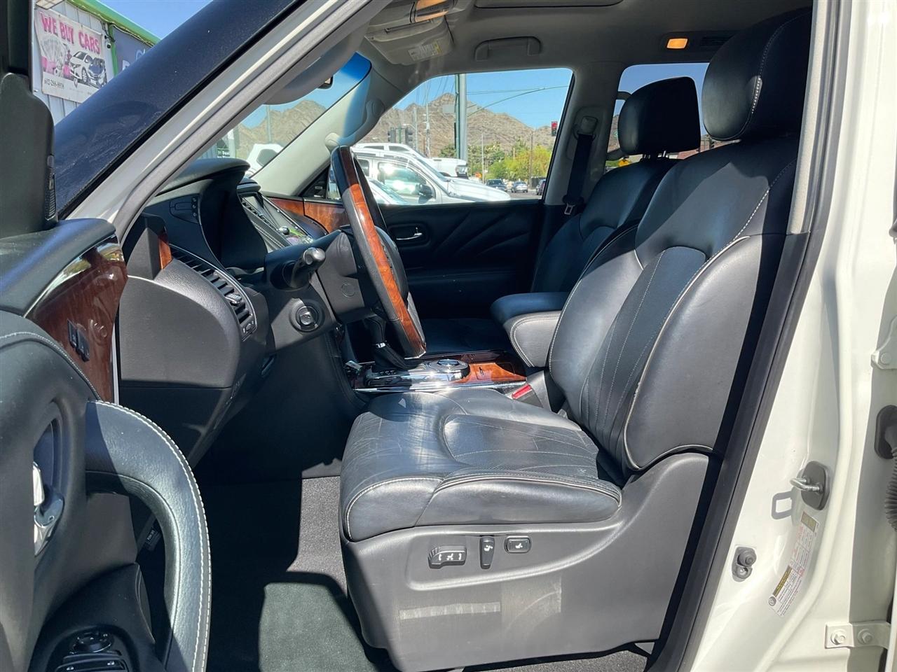 Infiniti QX80  2015