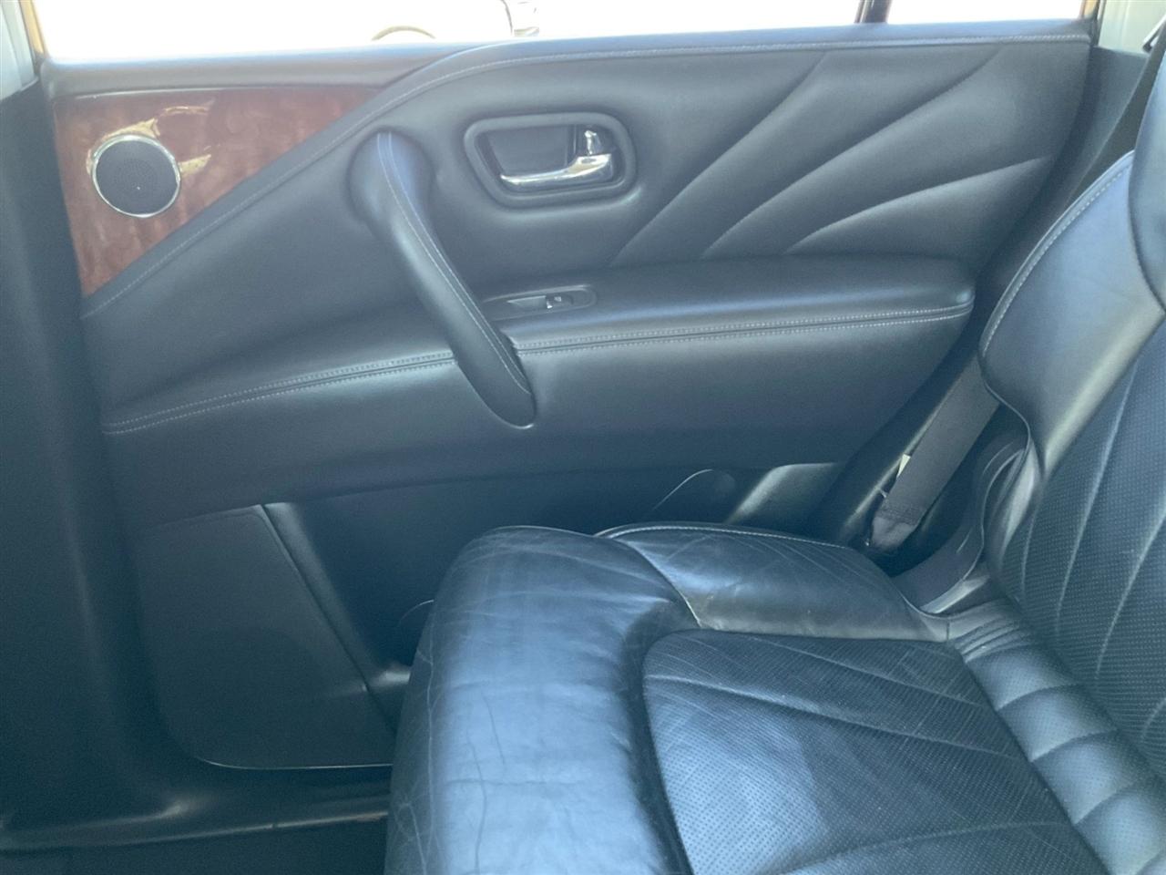 Infiniti QX80  2015