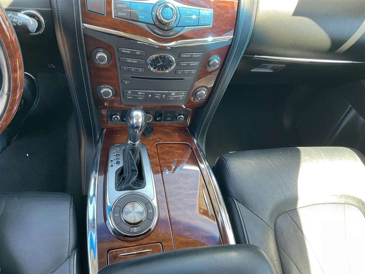 Infiniti QX80  2015