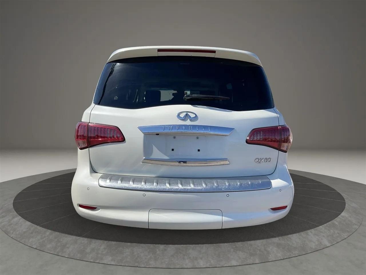 Infiniti QX80  2015
