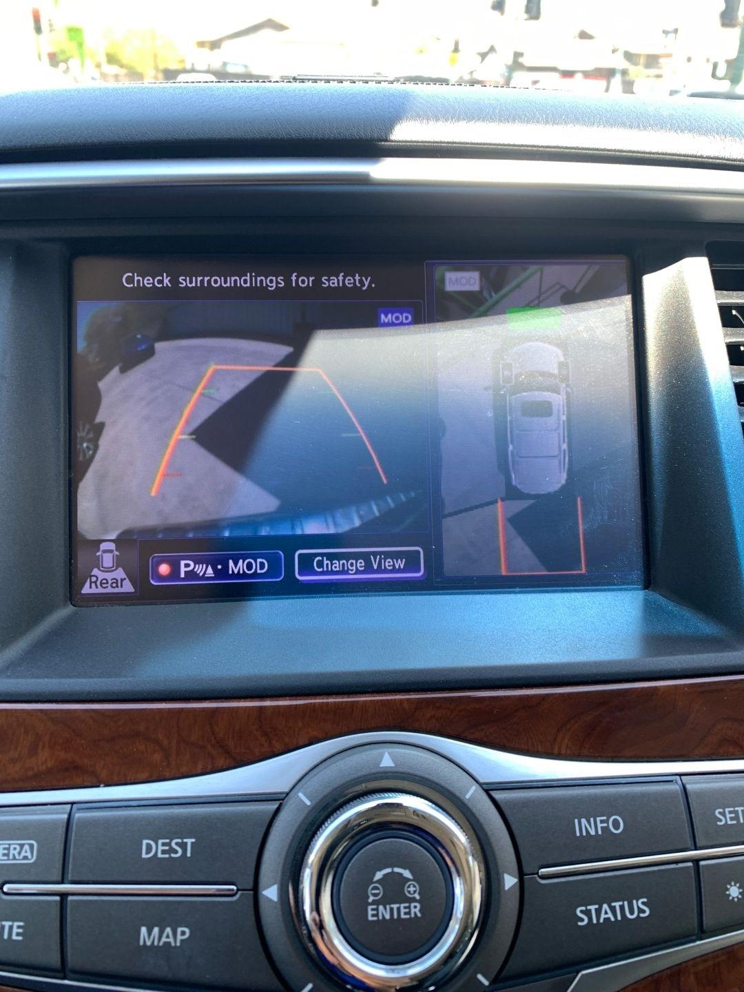 Infiniti QX80  2015
