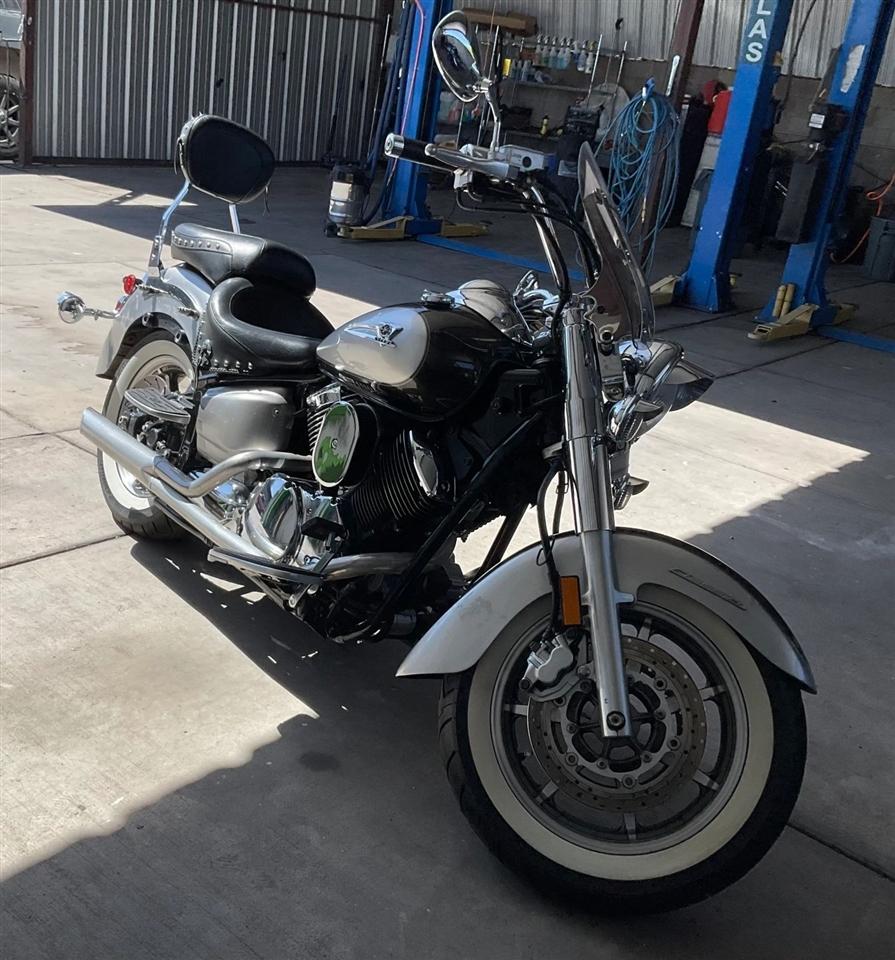 Yamaha XVS1100AT  2007