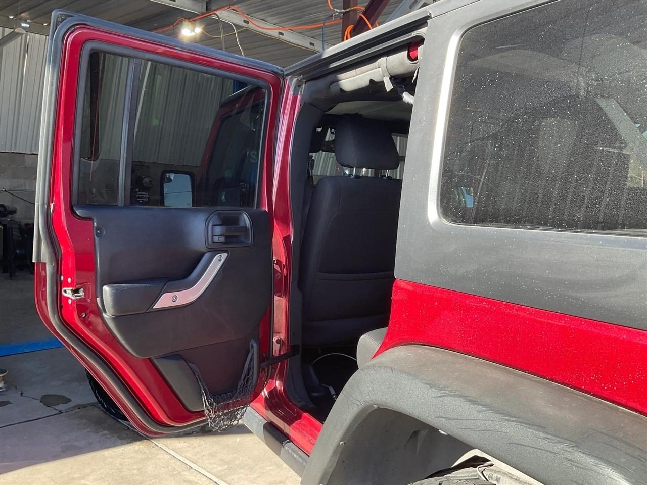 Jeep Wrangler  2012