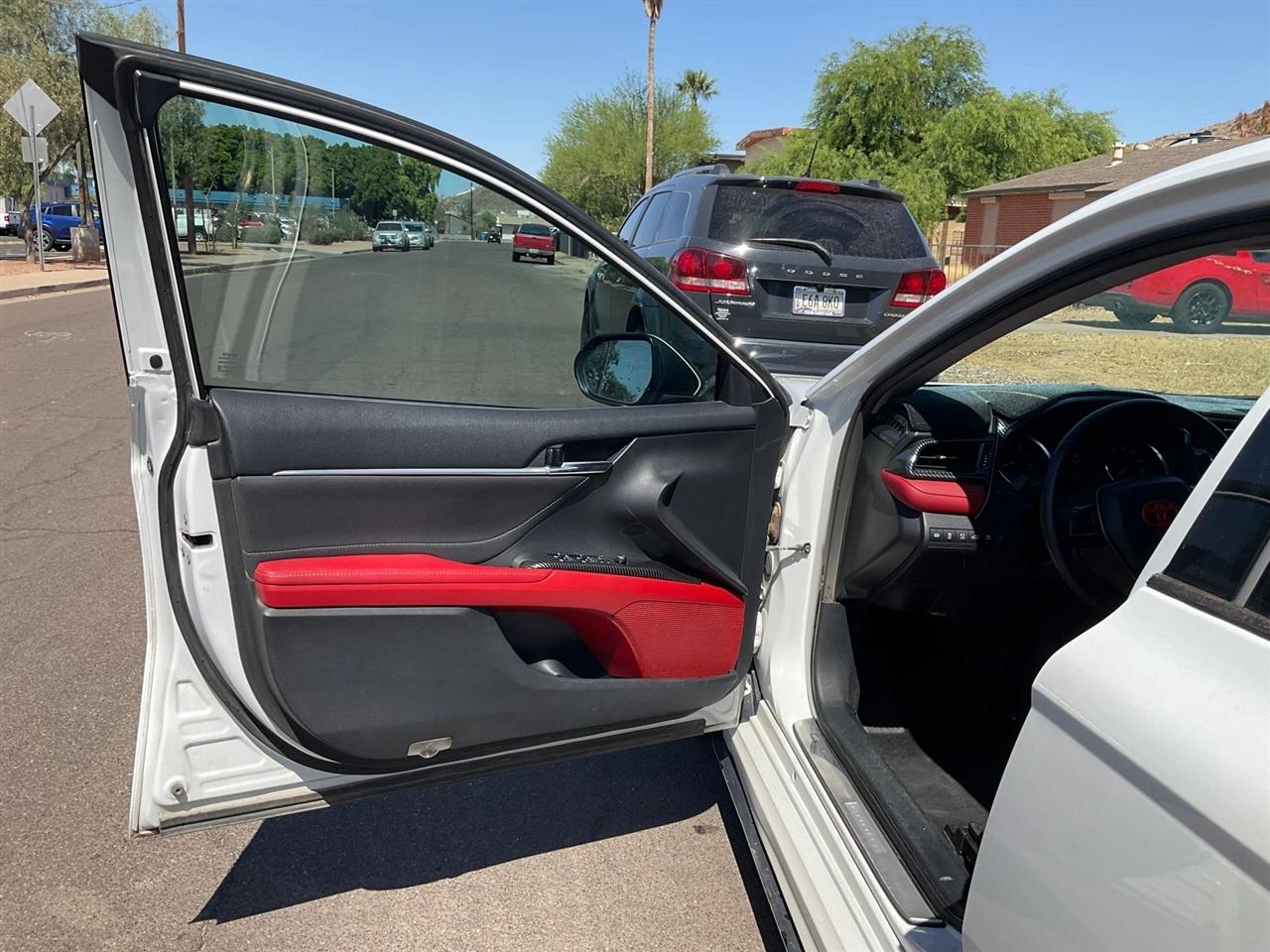 Toyota Camry  2018