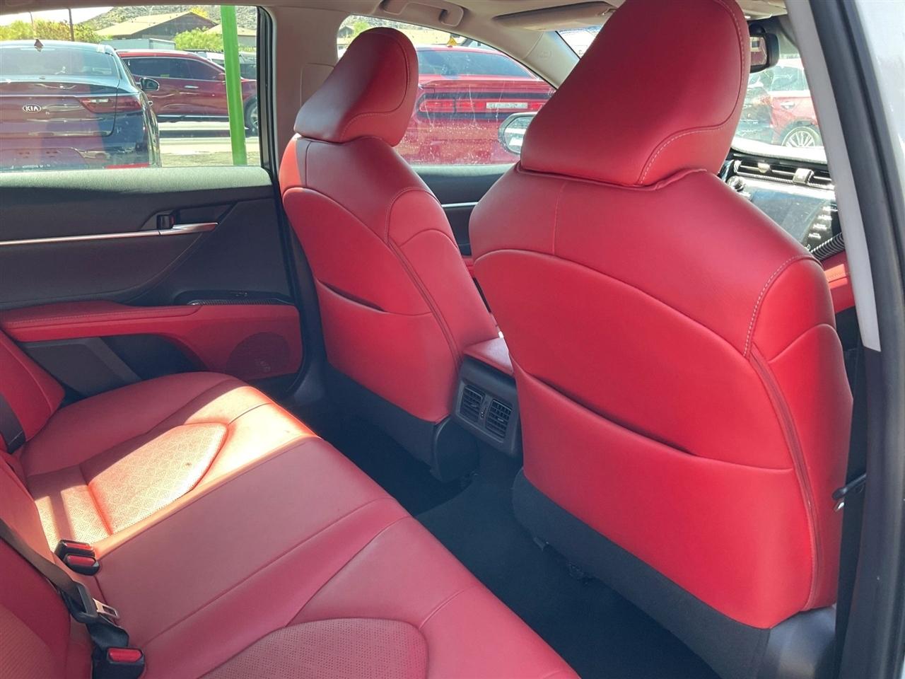 Toyota Camry  2018