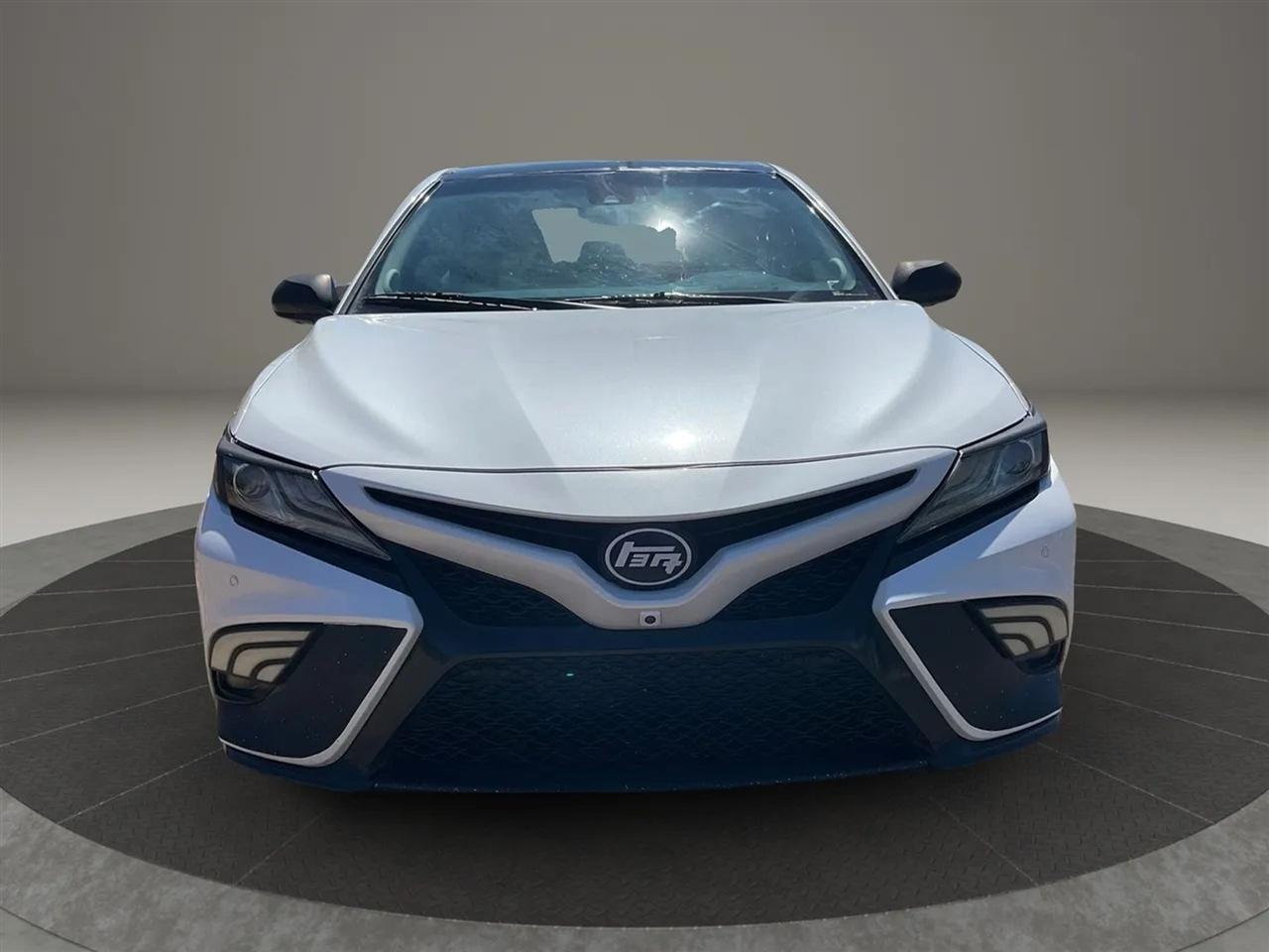 Toyota Camry  2018