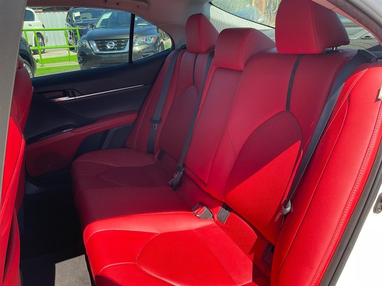 Toyota Camry  2018