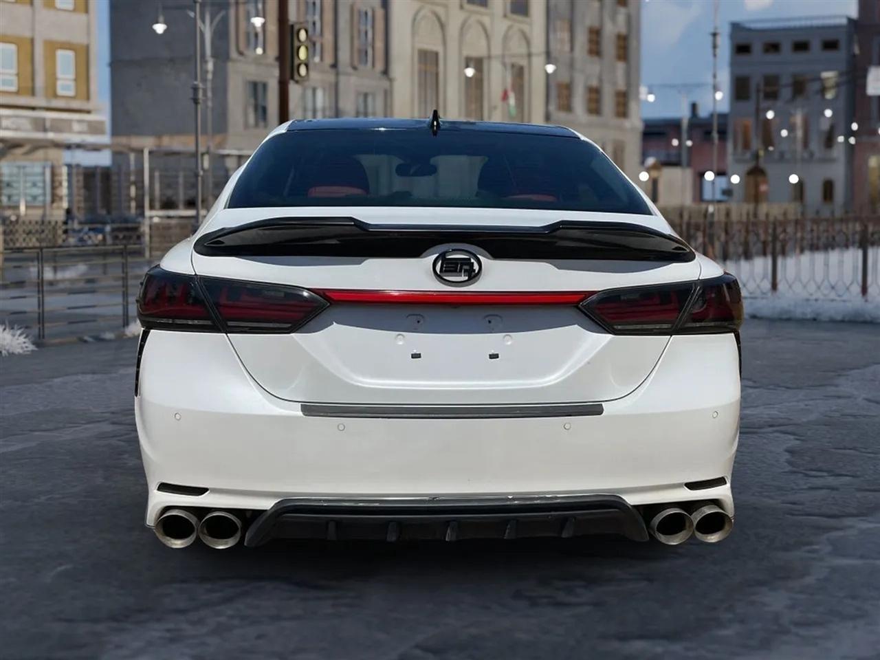Toyota Camry  2018