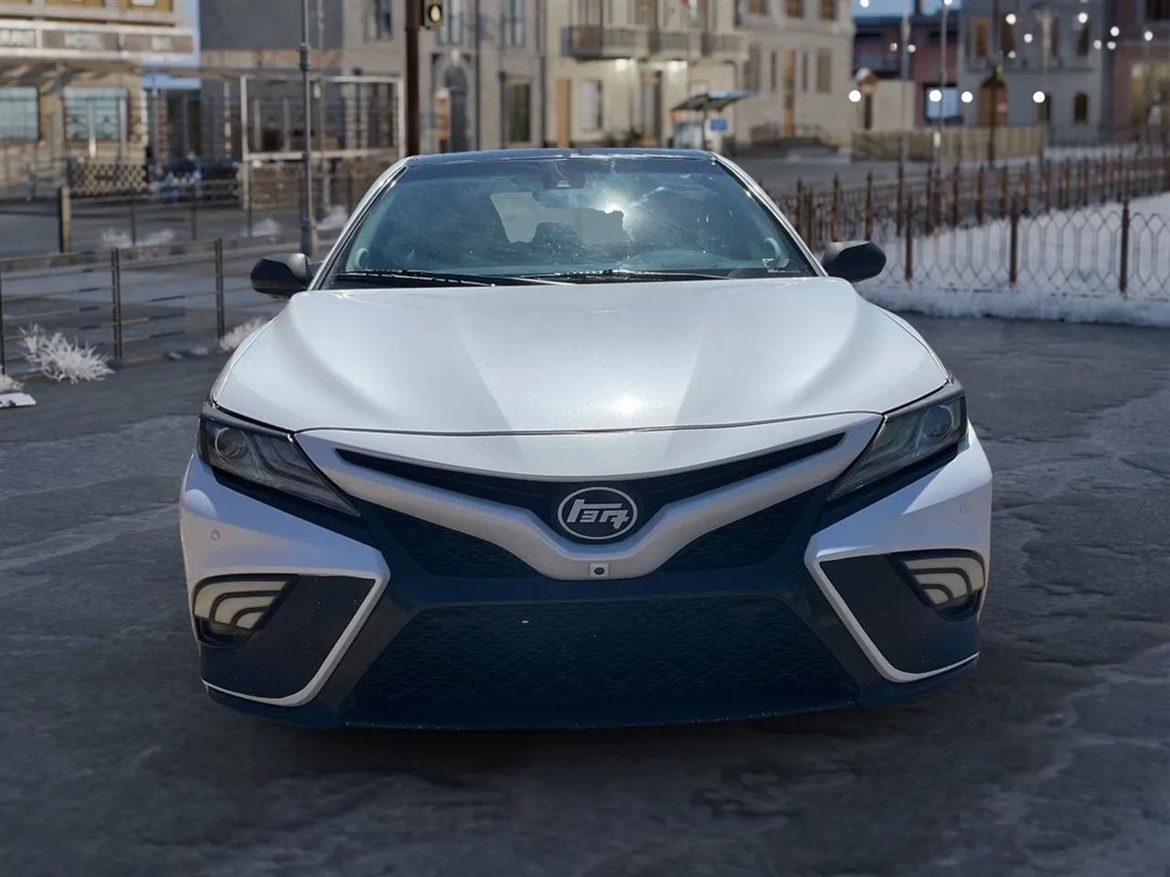 Toyota Camry  2018