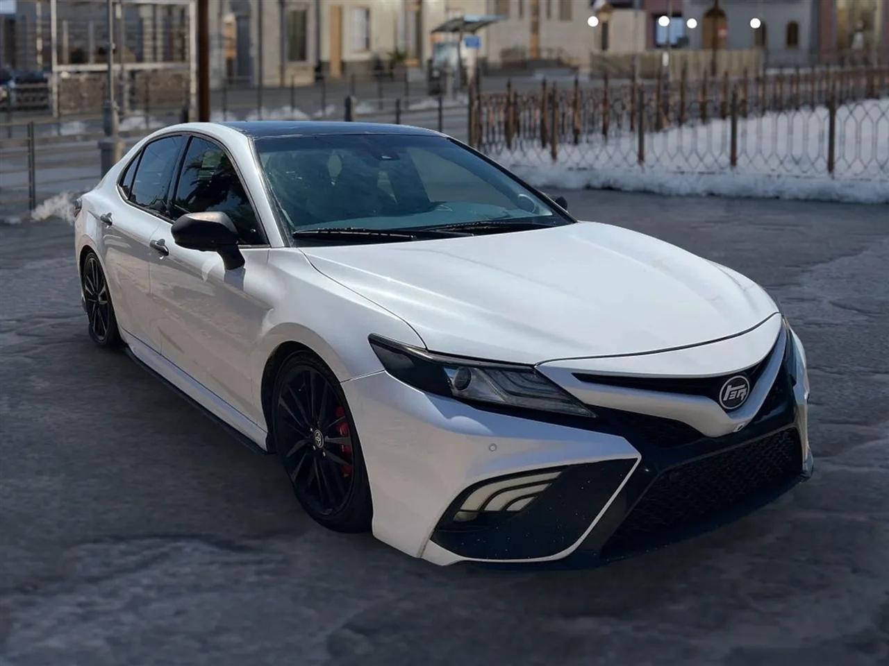 Toyota Camry  2018