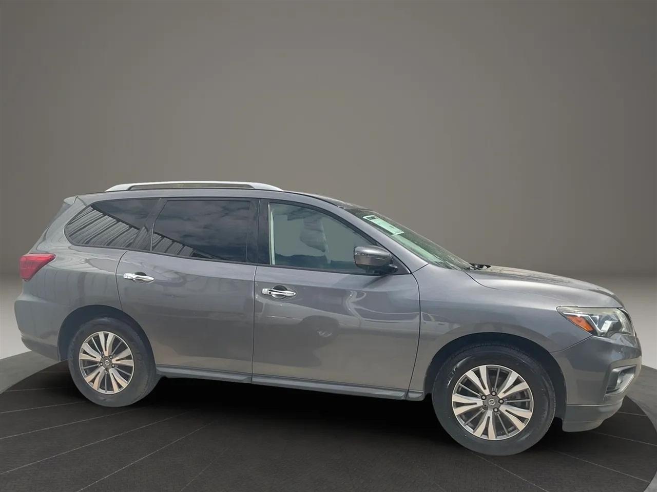Nissan Pathfinder  2019