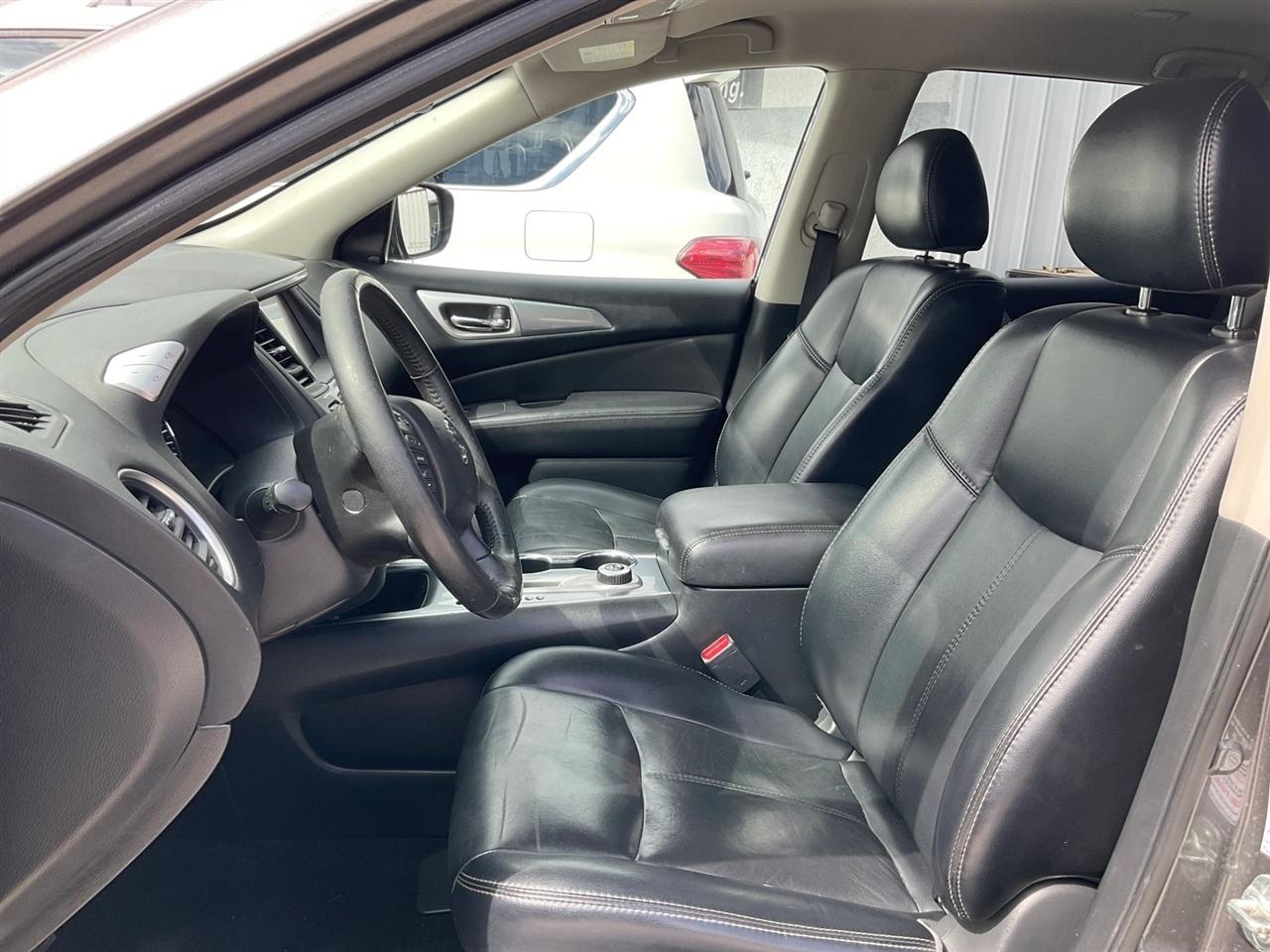 Nissan Pathfinder  2019