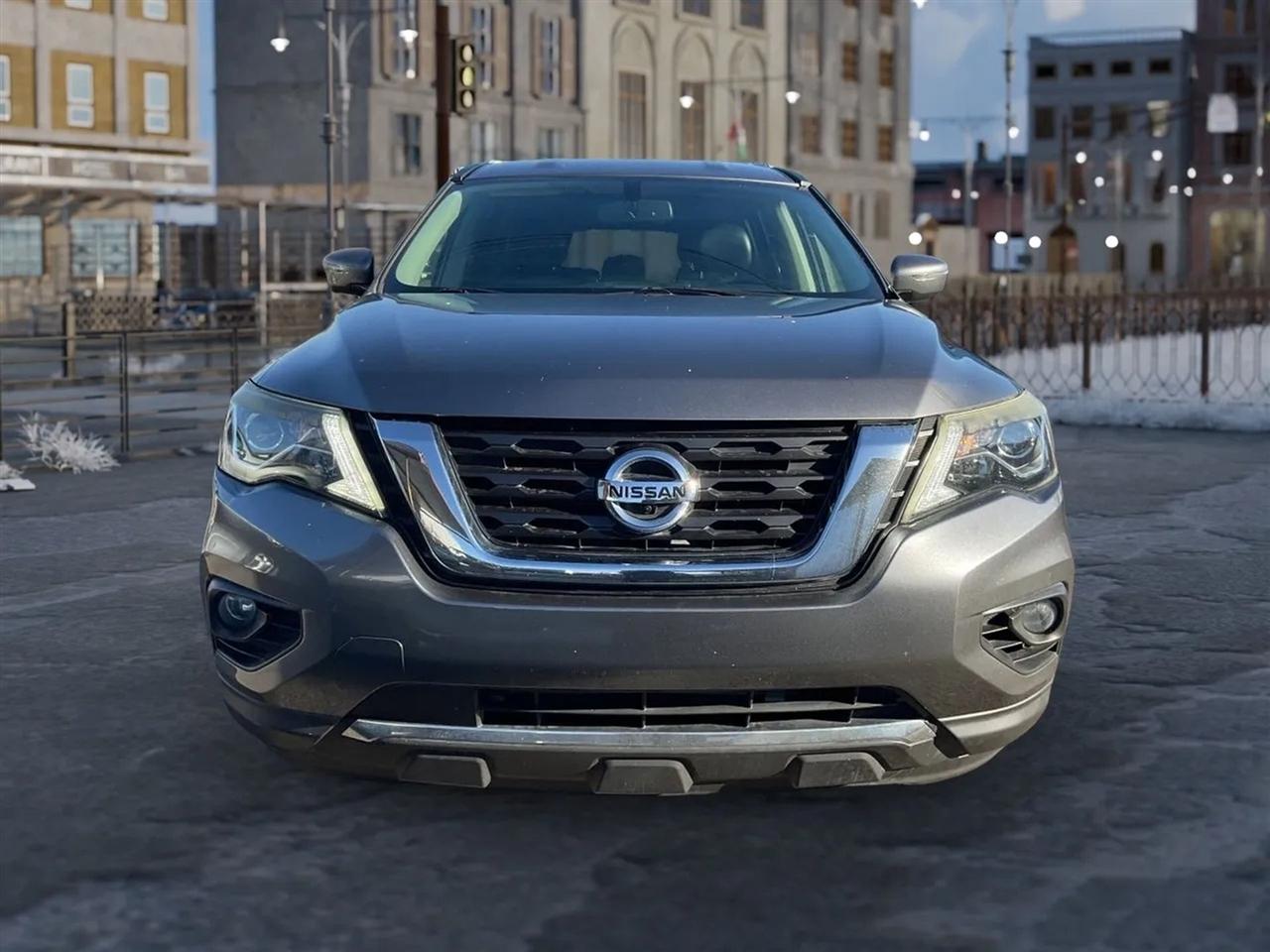 Nissan Pathfinder  2019