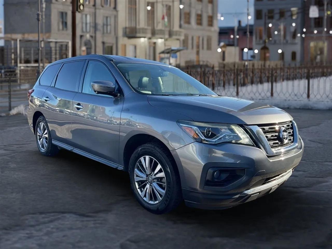 Nissan Pathfinder  2019