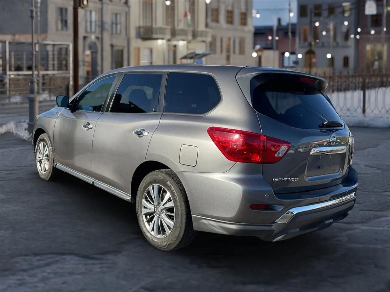 Nissan Pathfinder  2019