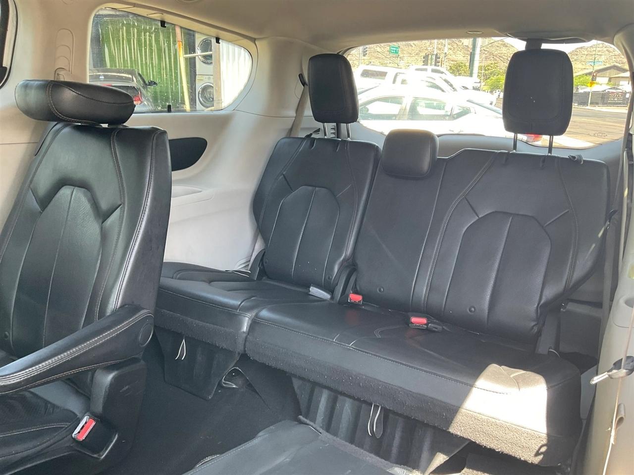 Chrysler Pacifica  2019
