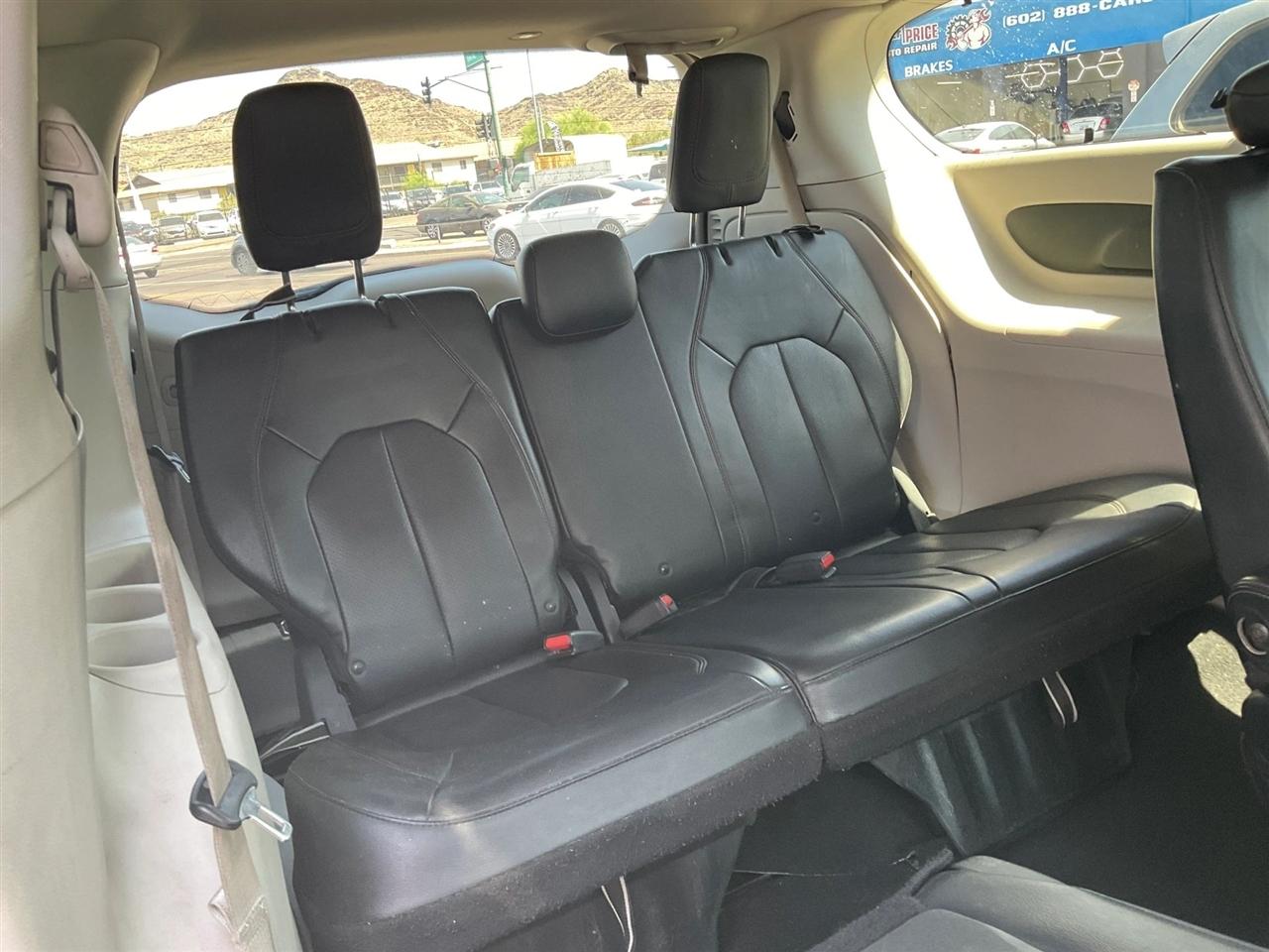 Chrysler Pacifica  2019