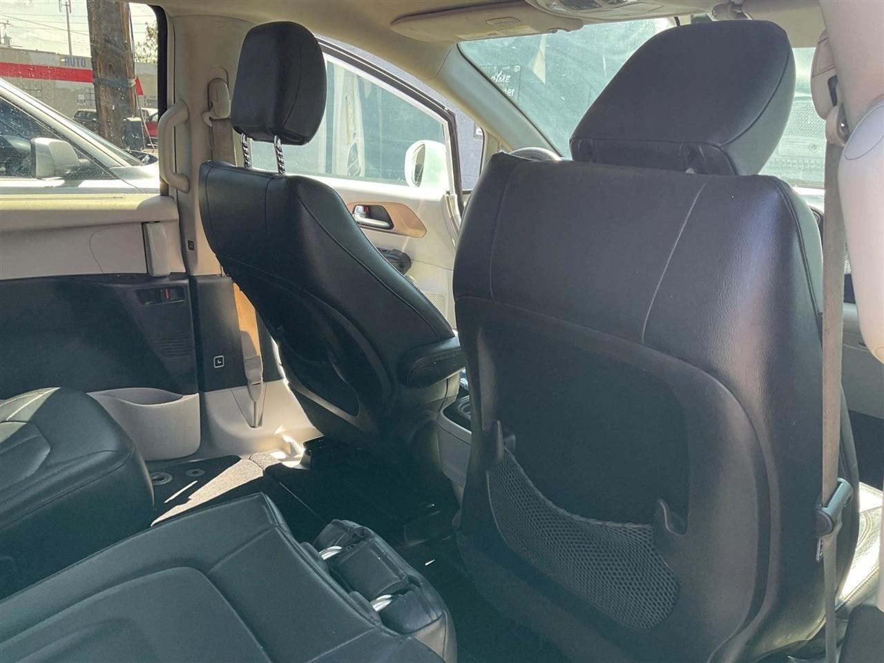 Chrysler Pacifica  2019