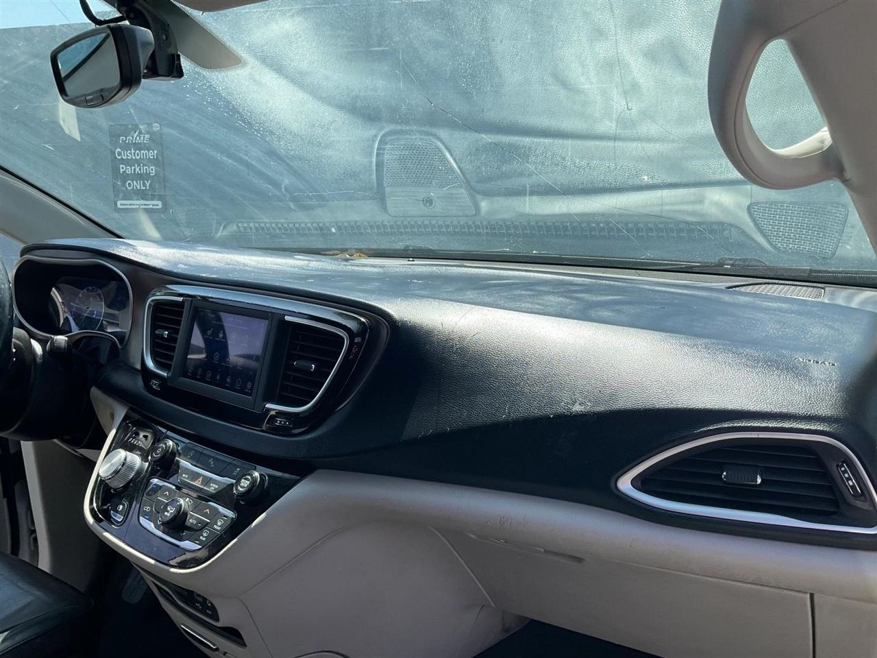 Chrysler Pacifica  2019