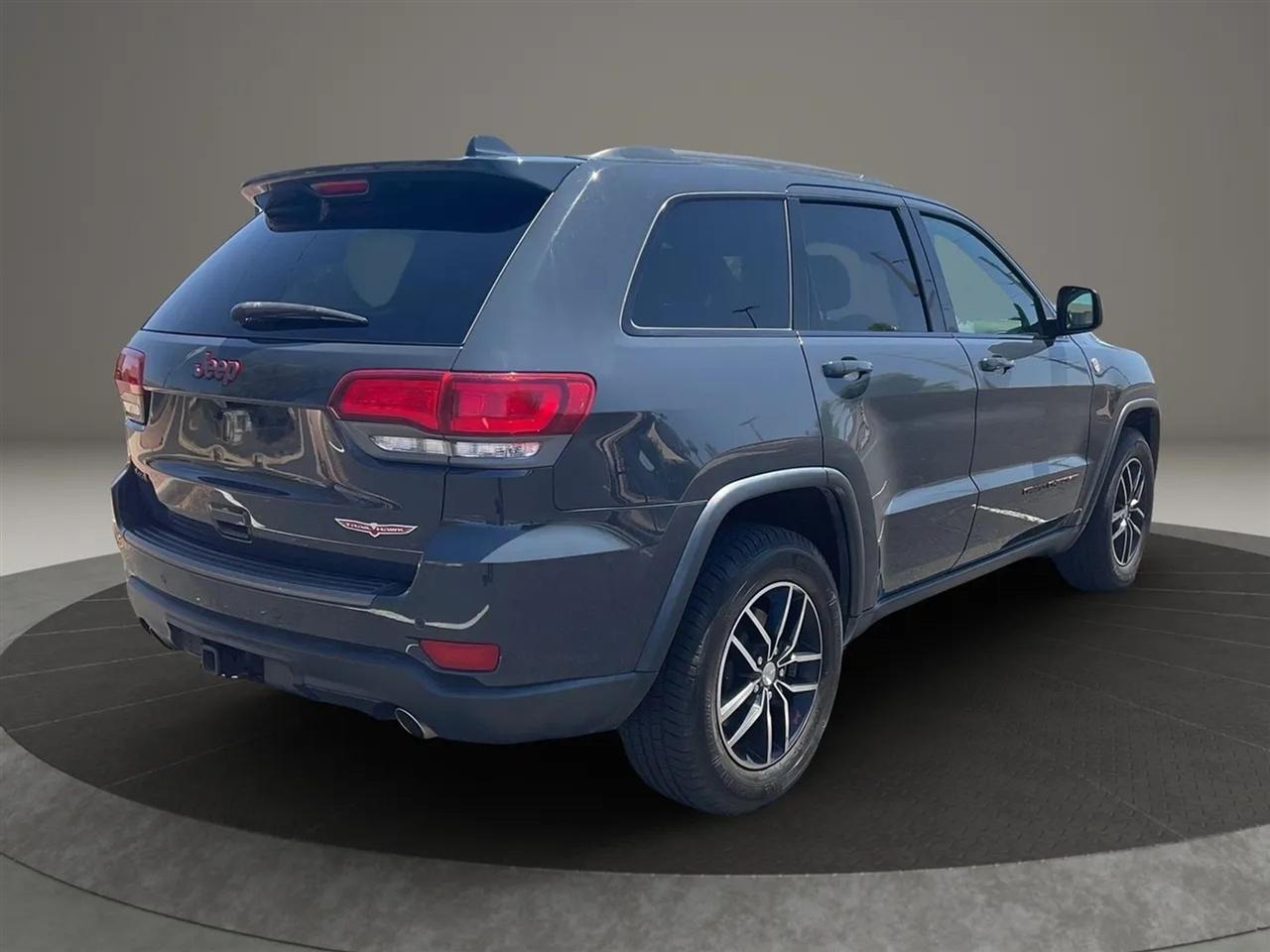 Jeep Grand Cherokee  2017