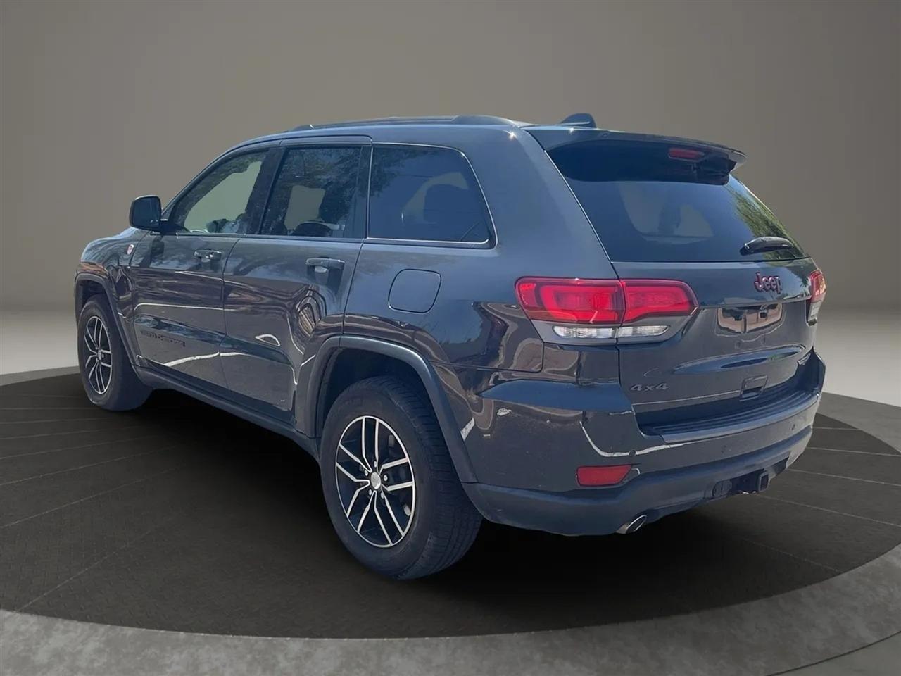 Jeep Grand Cherokee  2017