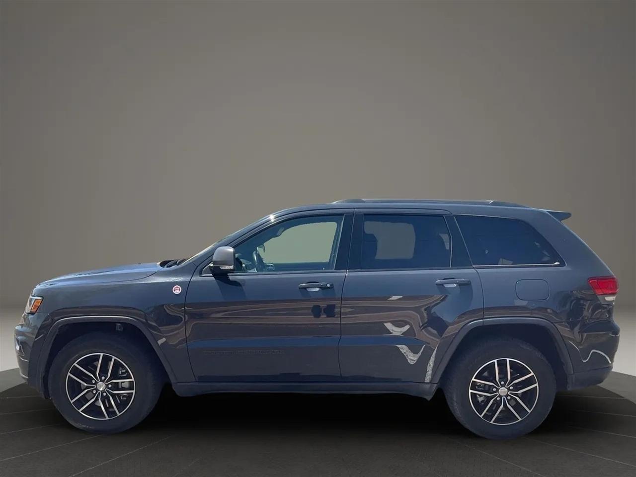Jeep Grand Cherokee  2017