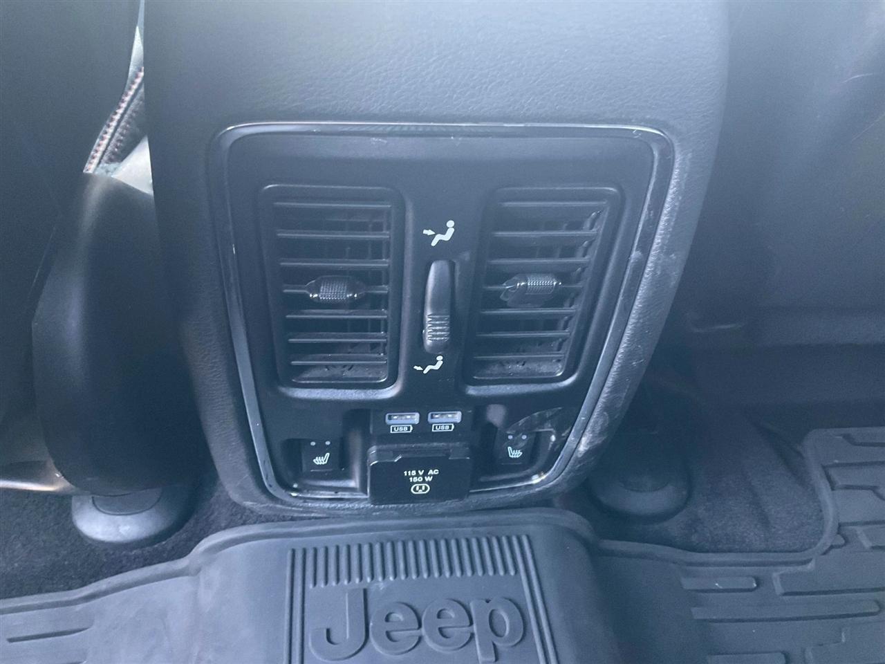 Jeep Grand Cherokee  2017
