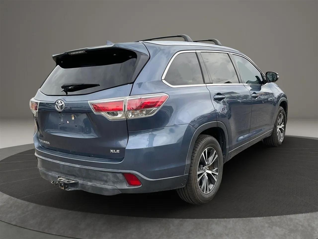 Toyota Highlander  2016