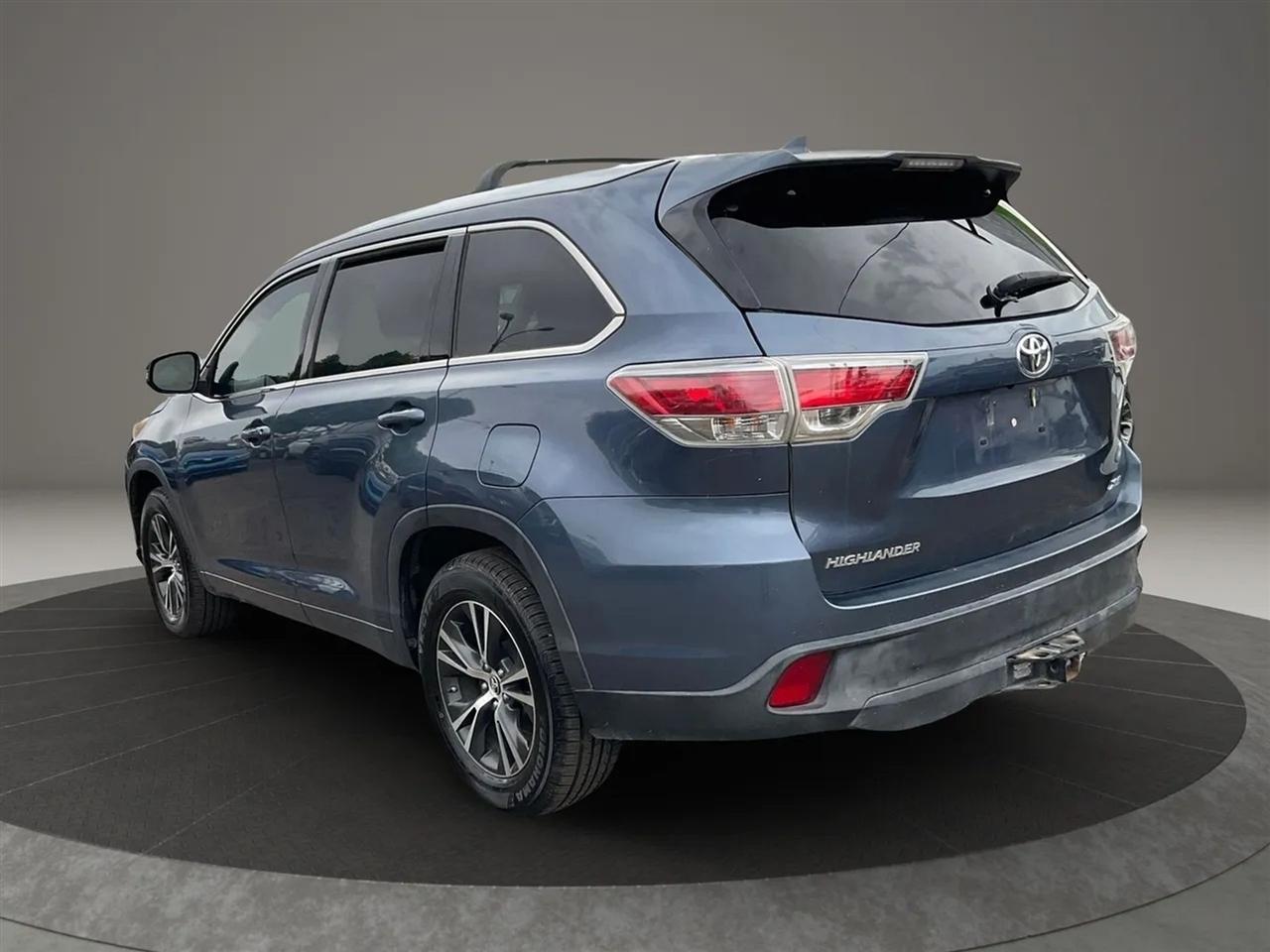 Toyota Highlander  2016