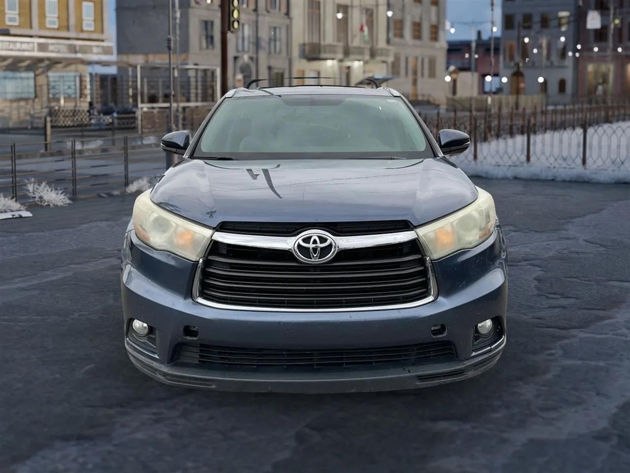 Toyota Highlander  2016