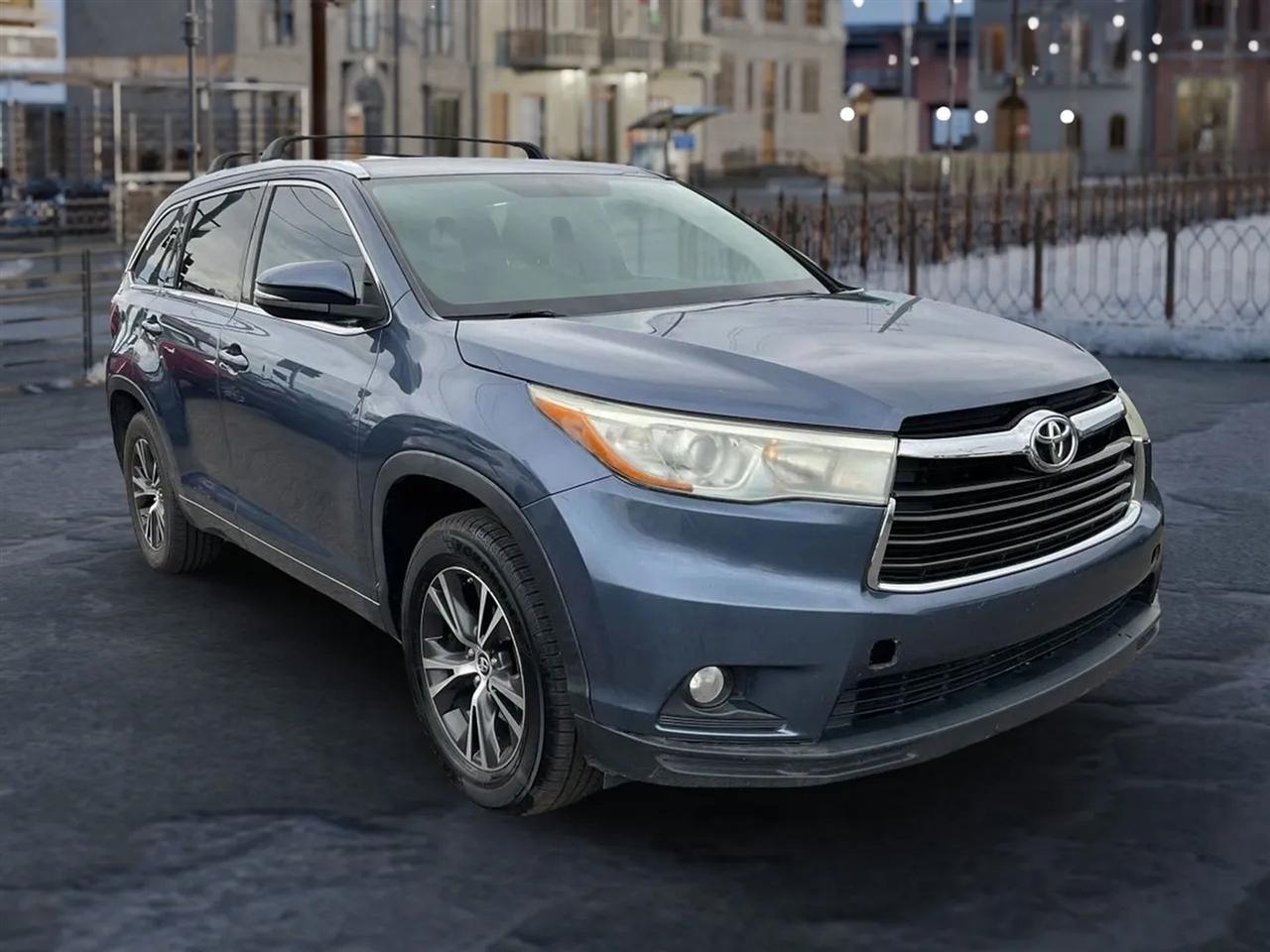 Toyota Highlander  2016