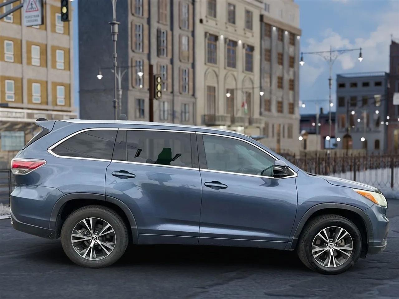 Toyota Highlander  2016