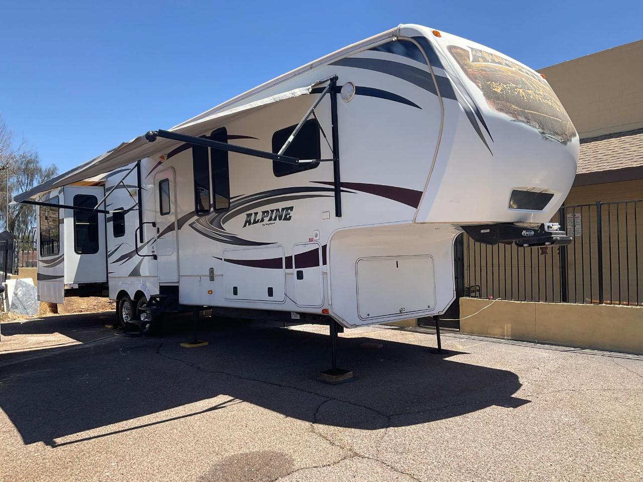 Keystone RV Alpine  2013