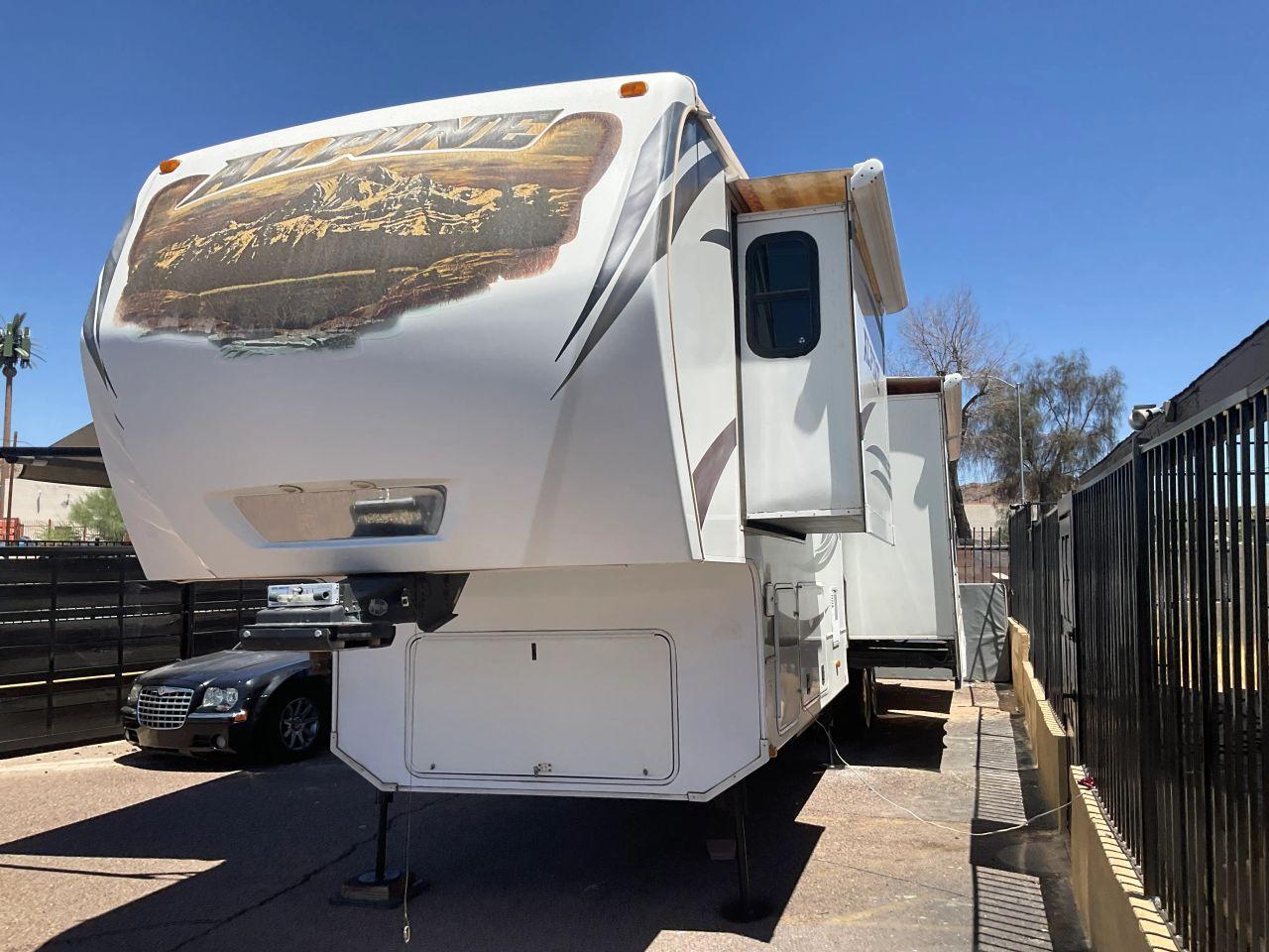 Keystone RV Alpine  2013