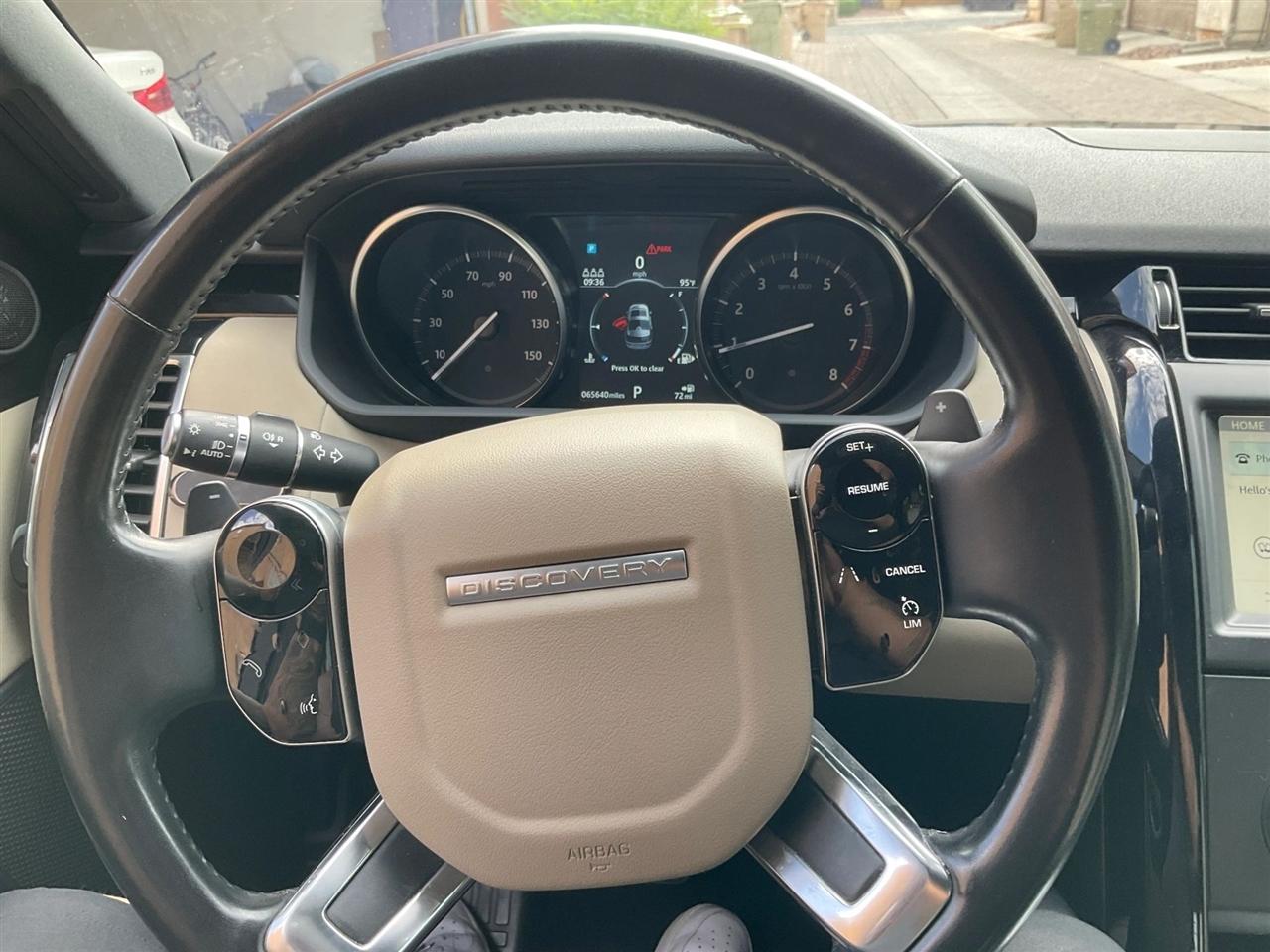 Land Rover Discovery  2020